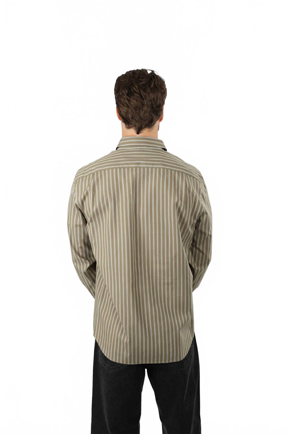 Camisa a rayas color beige