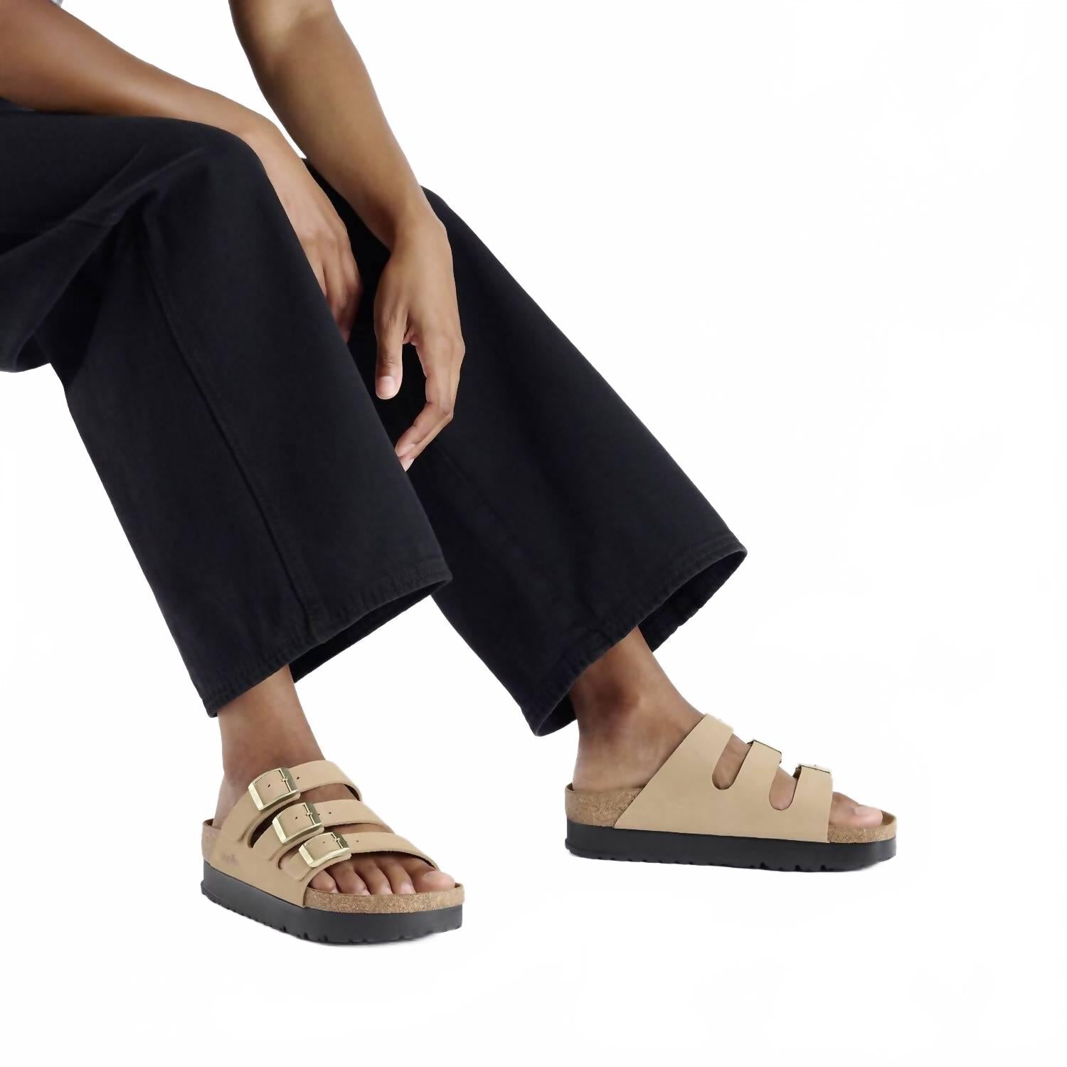 Sandalias de mujer con plataforma
