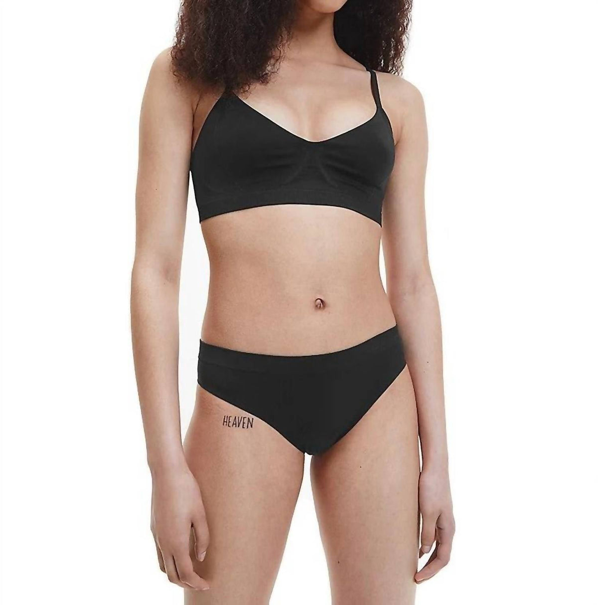 Bralette color negro