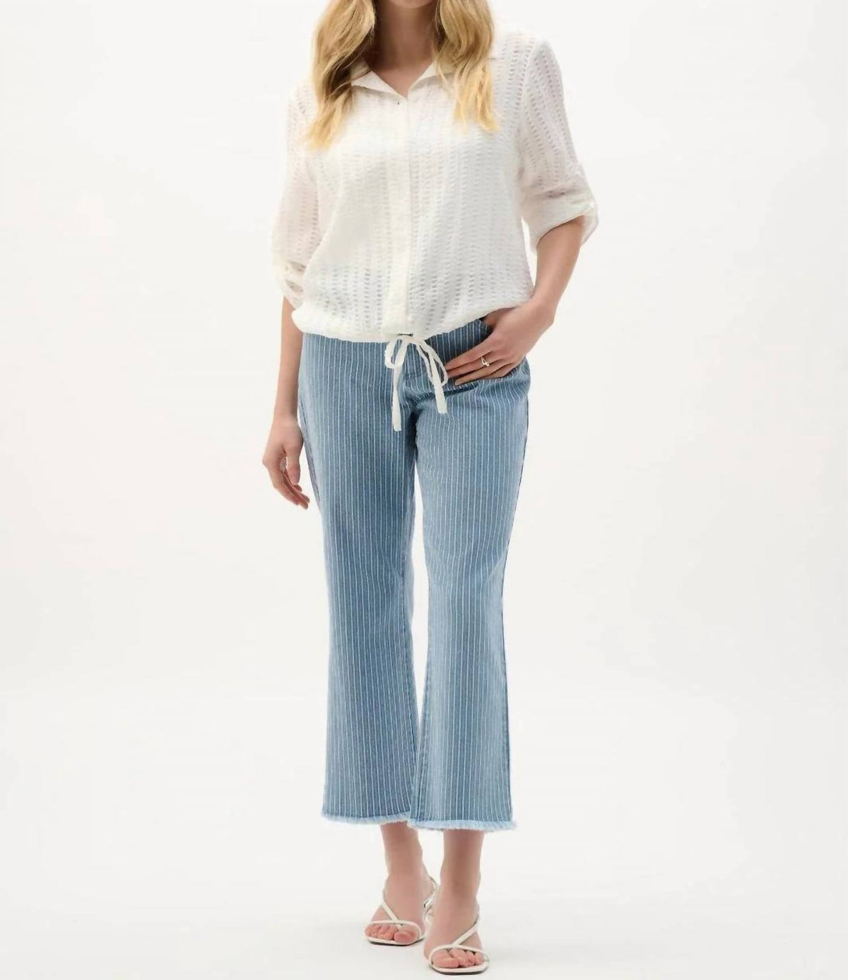 Jean a rayas color blanco y azul