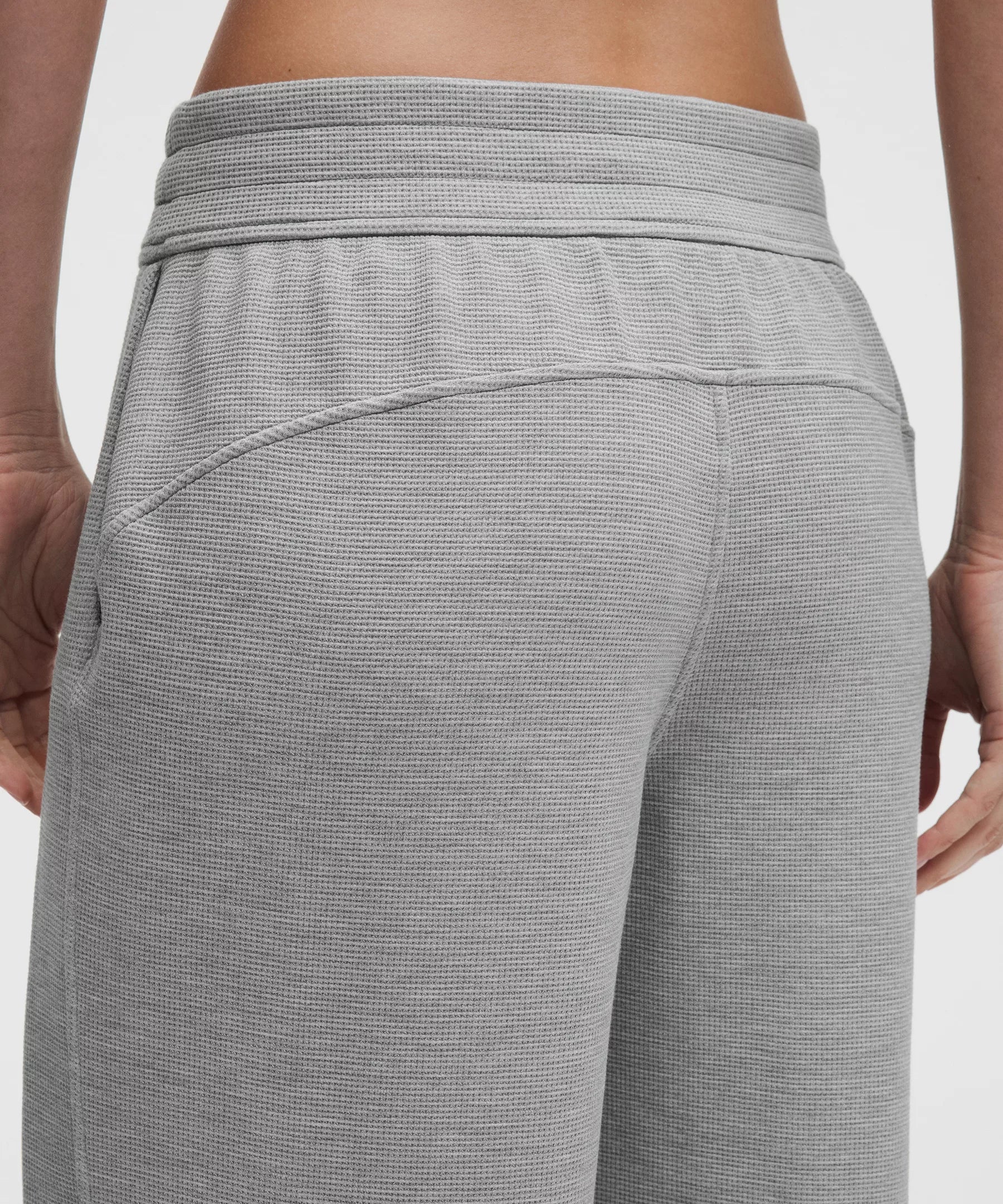 Pantalón de pierna ancha de tiro medio