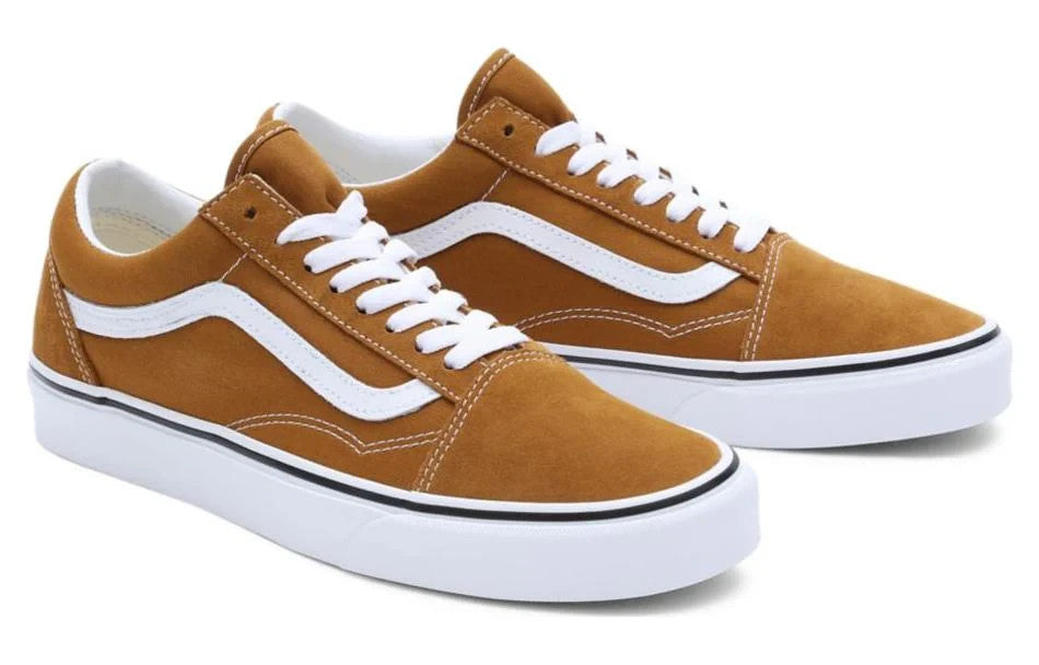 Tenis de hombre de gamuza color café