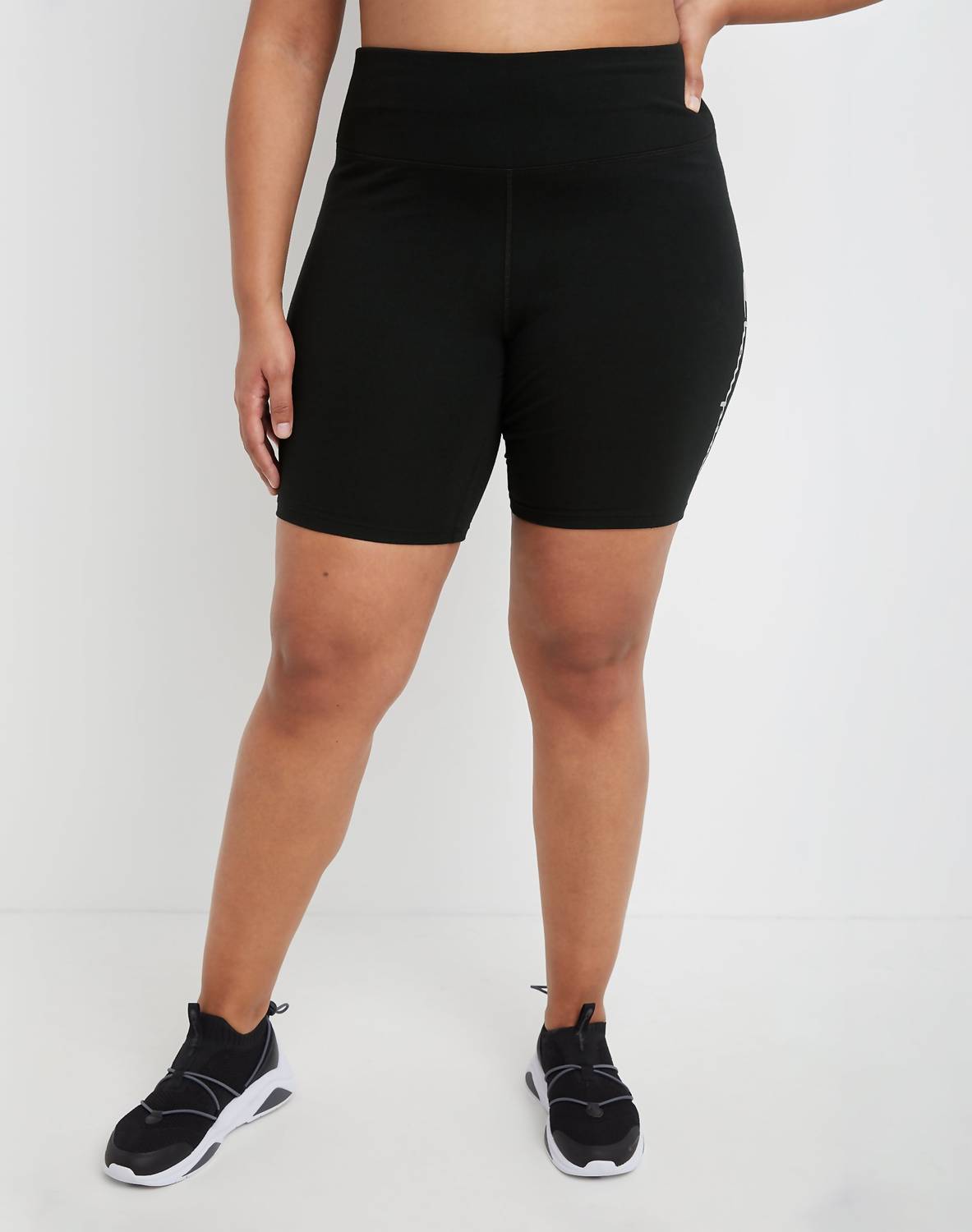 Short de mujer color negro