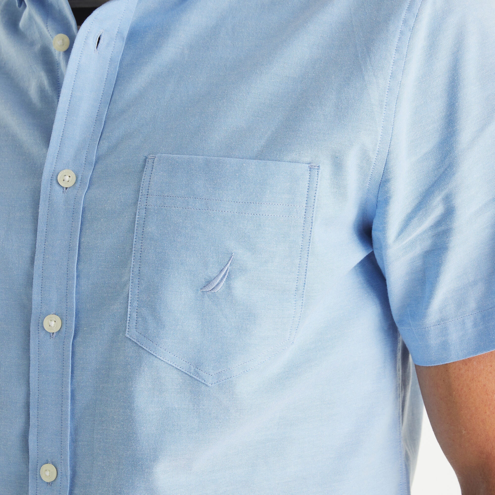 Camisa de hombre de manga corta