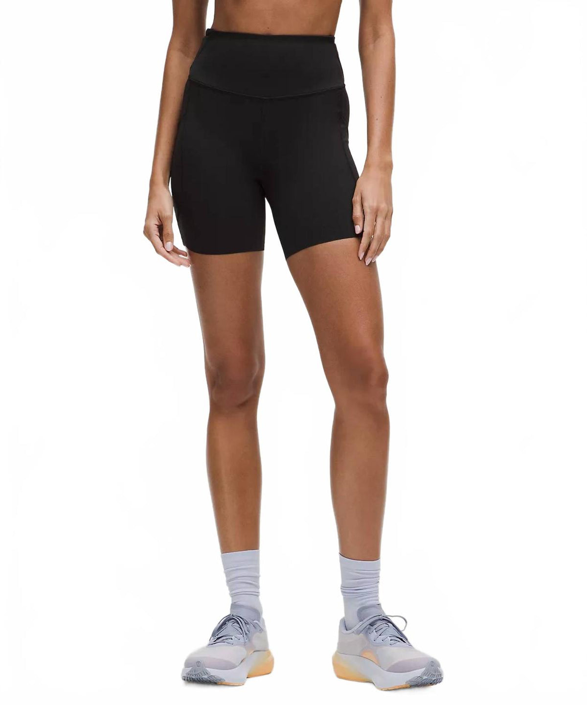 Short de tiro alto color negro
