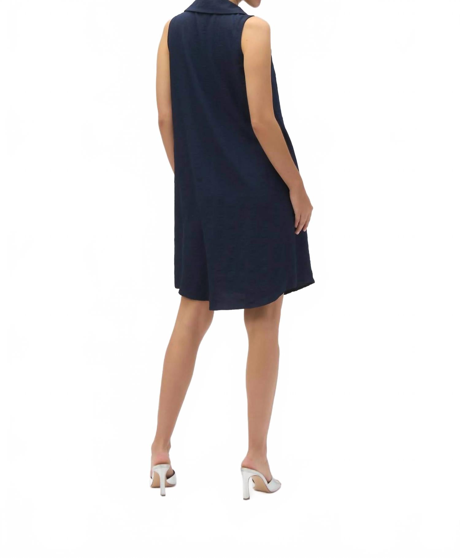 Vestido sin mangas color azul
