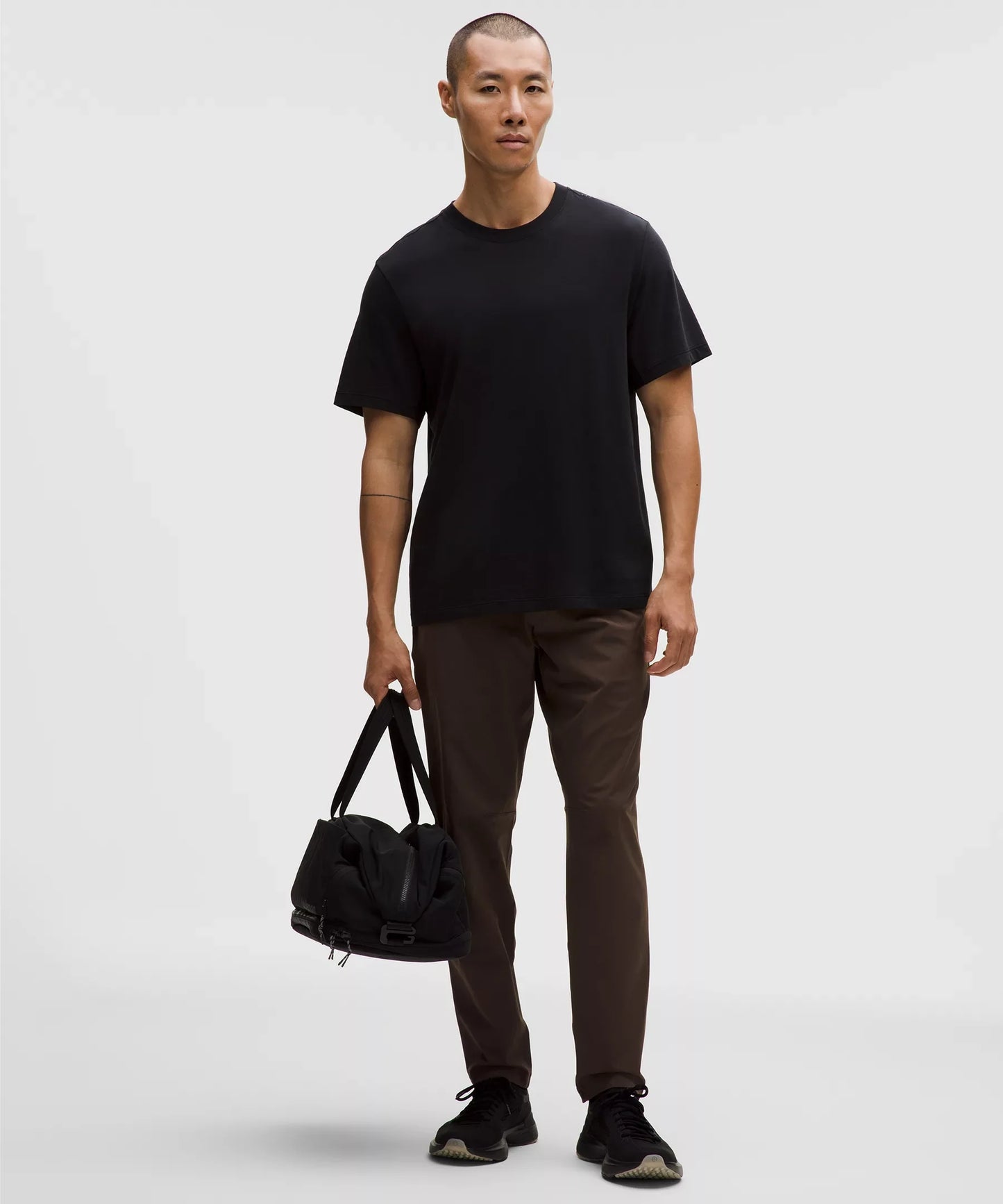 Pantalón de corte ajustado
