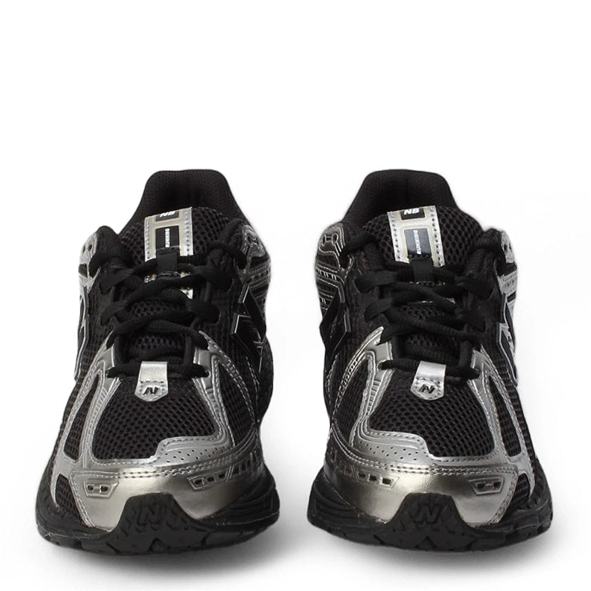 Tenis de hombre con cordones color negro