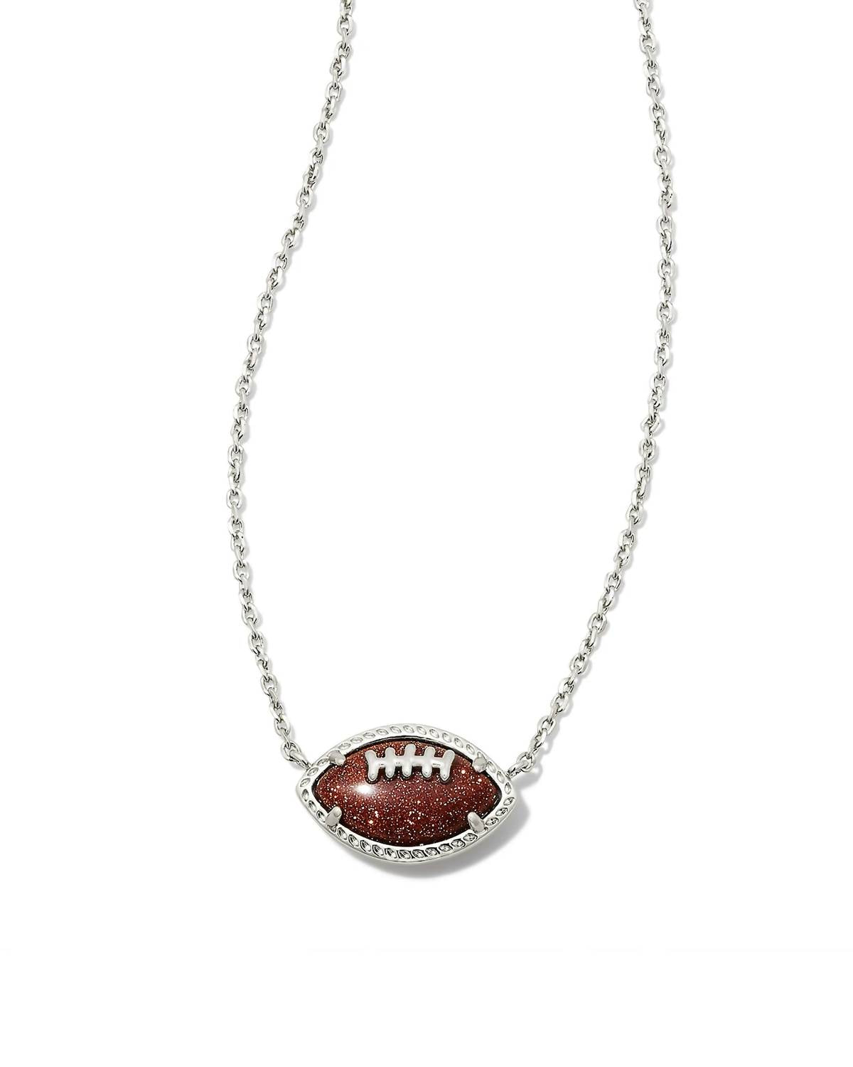 Collar de mujer color plateado