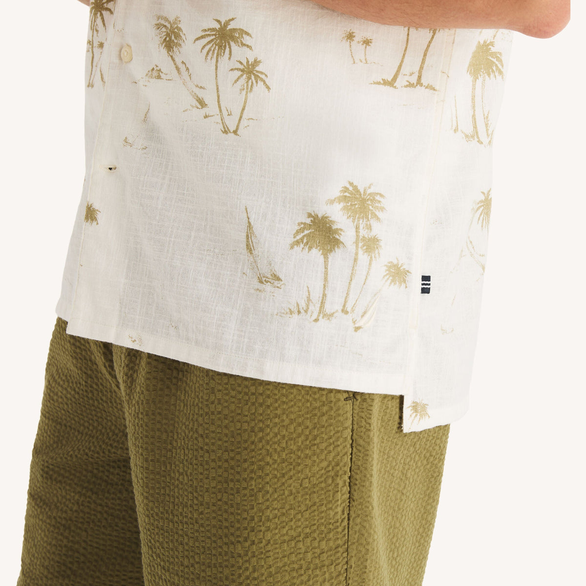 Camisa de hombre de manga corta con estampado