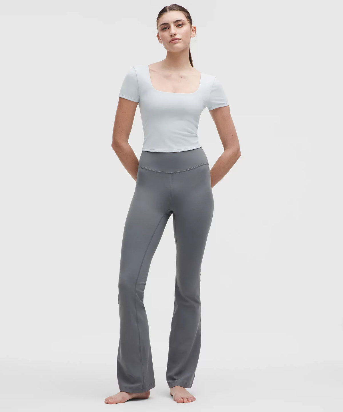 Pantalón de tiro alto