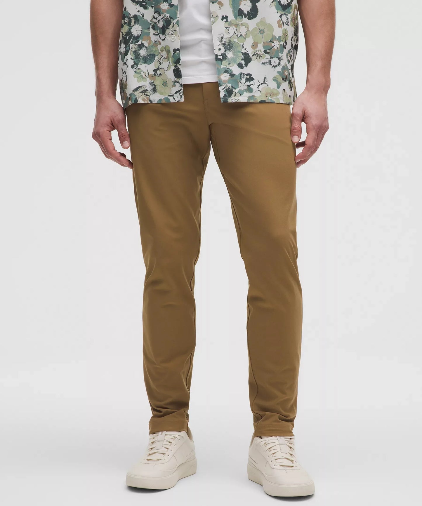 Pantalón de corte ajustado