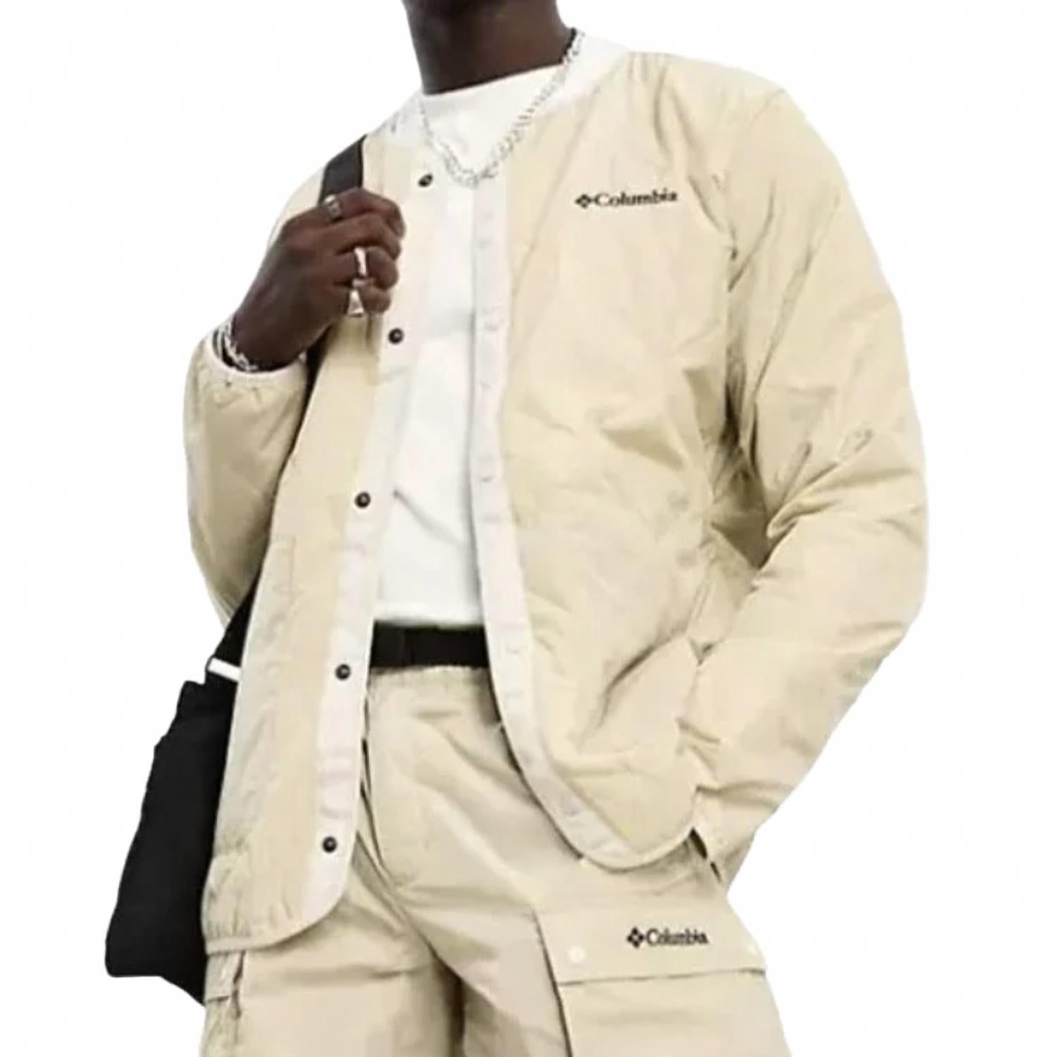 Chaqueta color beige