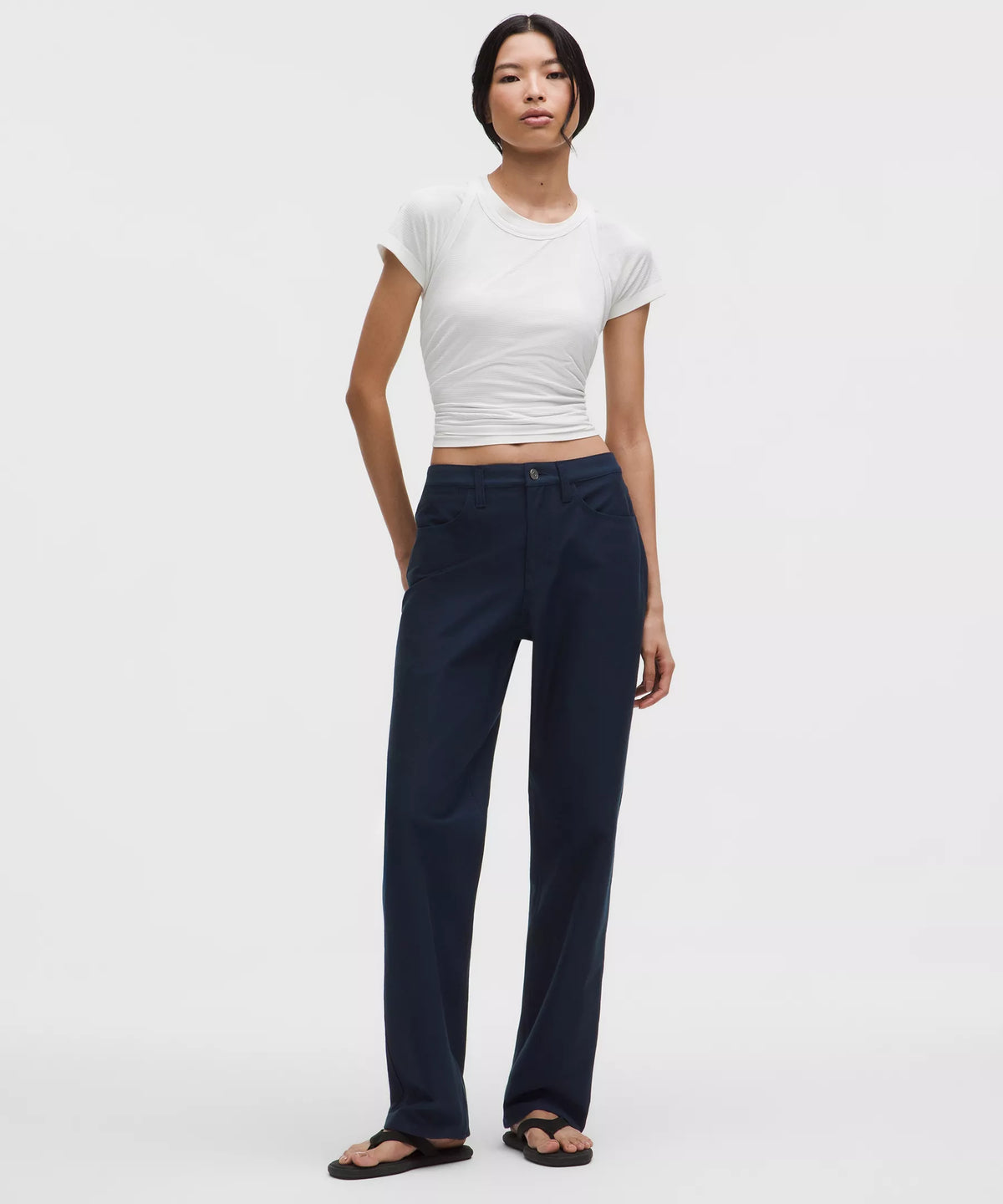 Pantalón de tiro medio