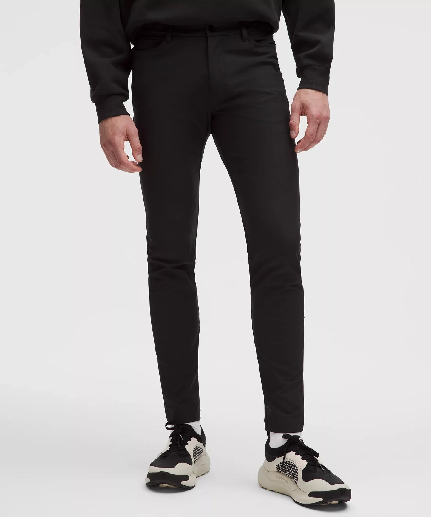 Pantalón de corte ajustado