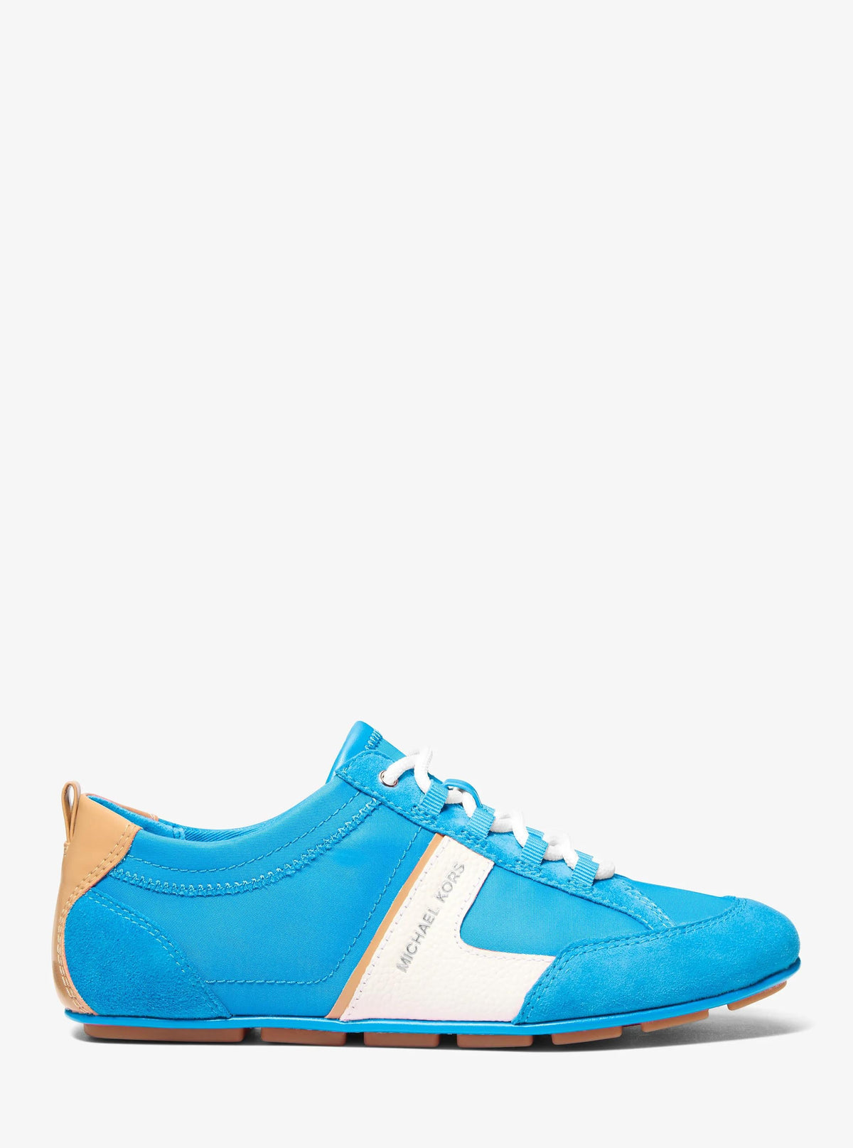 Tenis de nailon