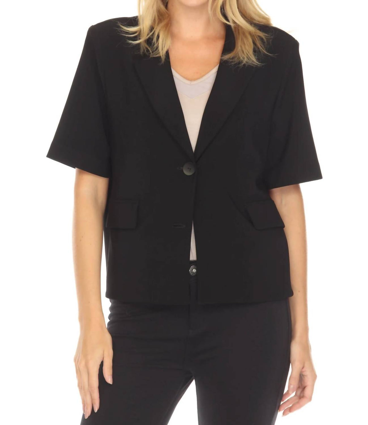 Blazer de manga corta color negro