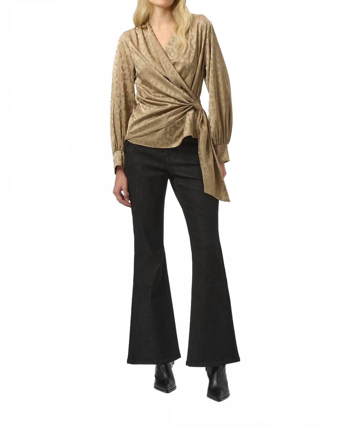 Top de satén color taupe