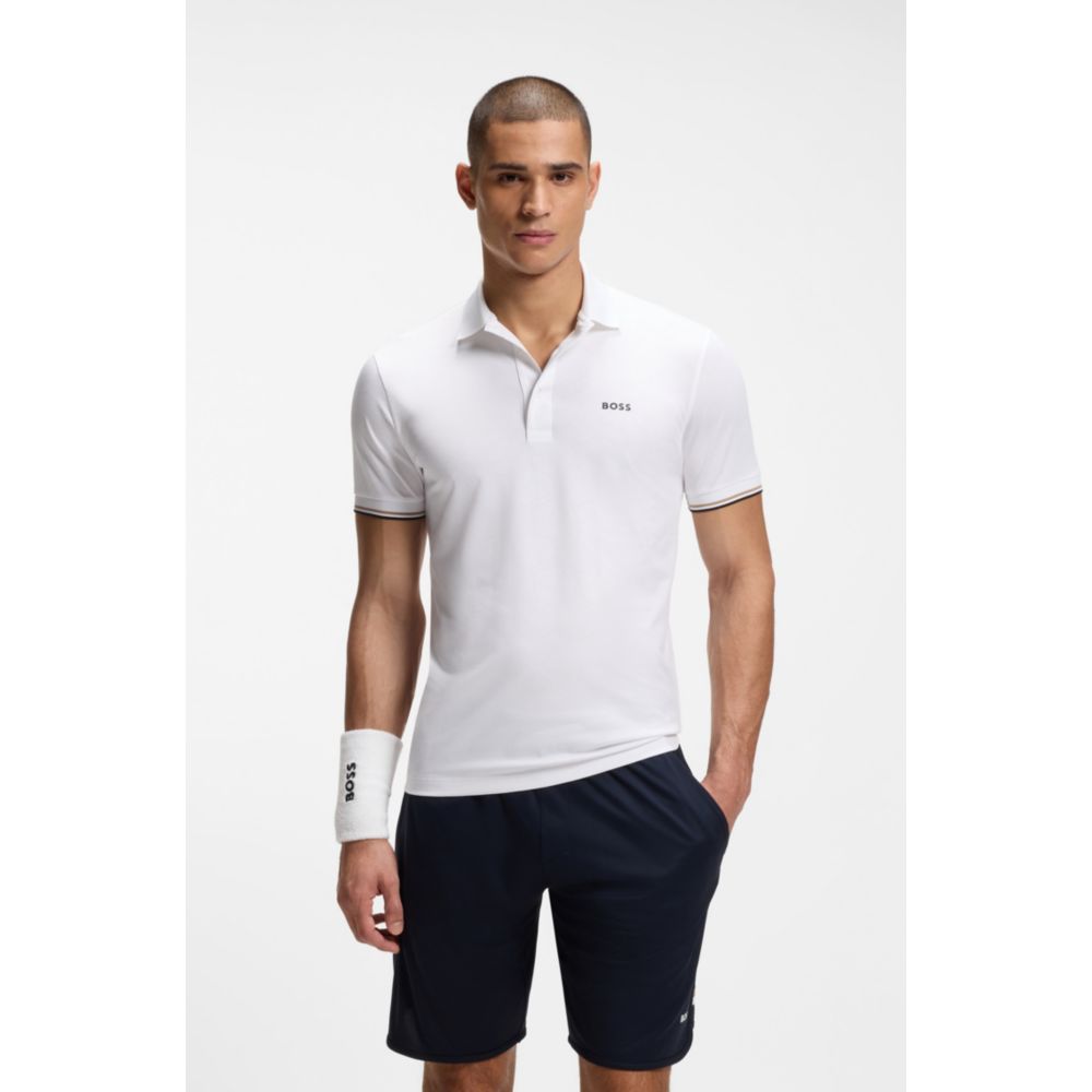 Polo de corte ajustado