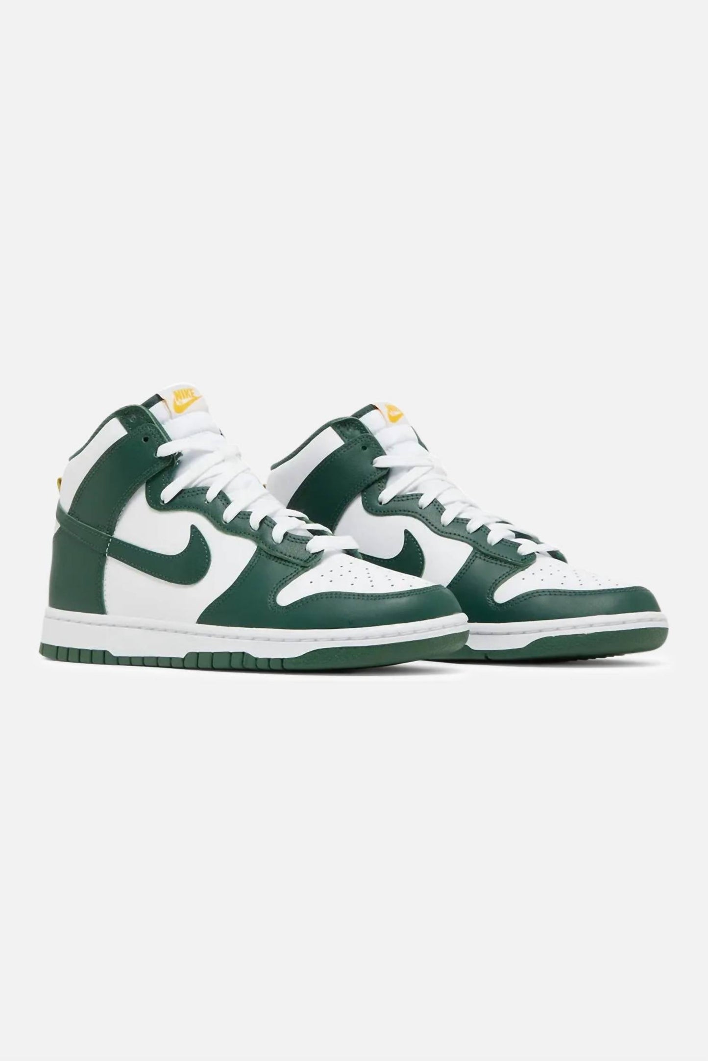 Tenis de hombre color verde