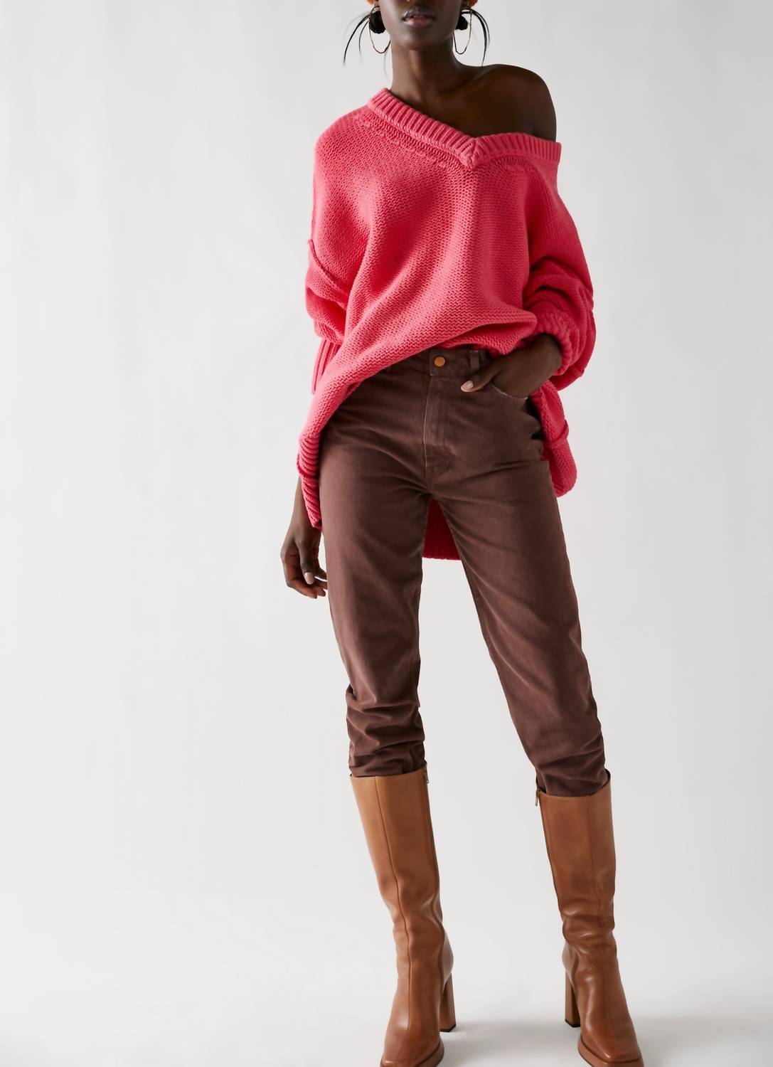 Camiseta con cuello en V