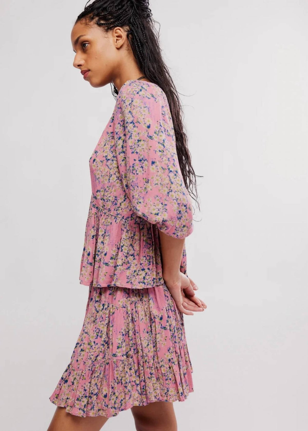 Conjunto de ropa color rosado