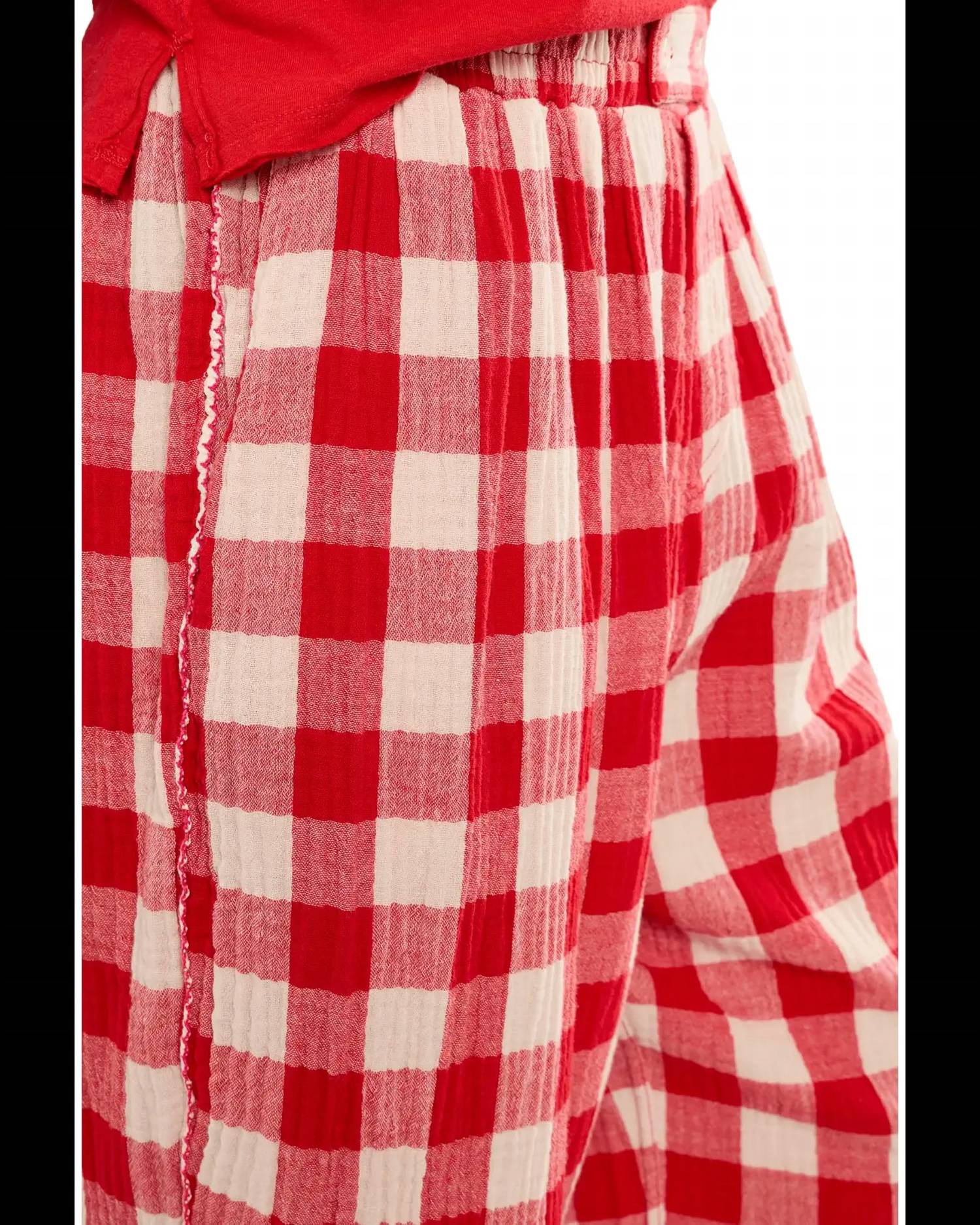 Pantalón color rojo