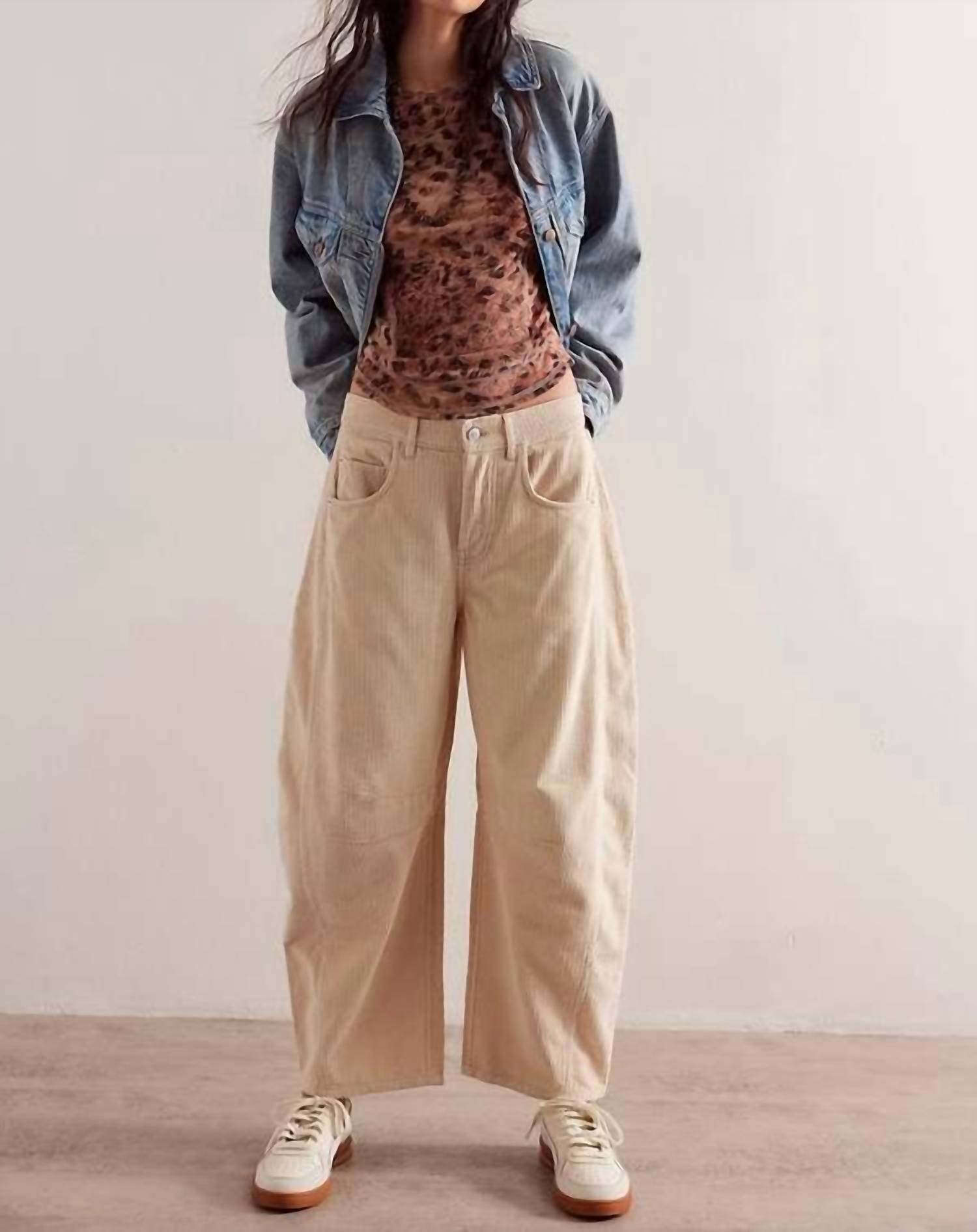 Pantalón color gris