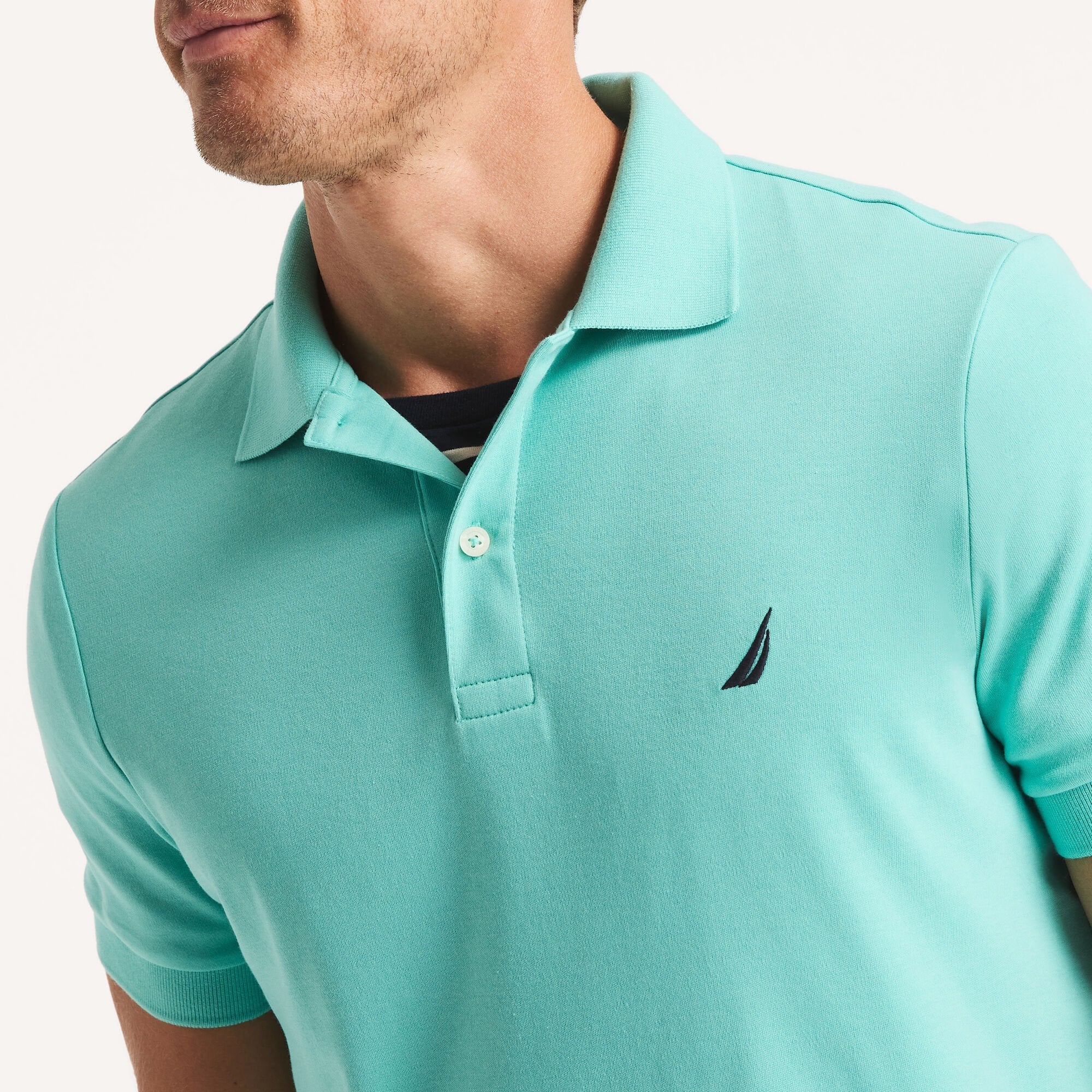 Polo de hombre de corte ajustado