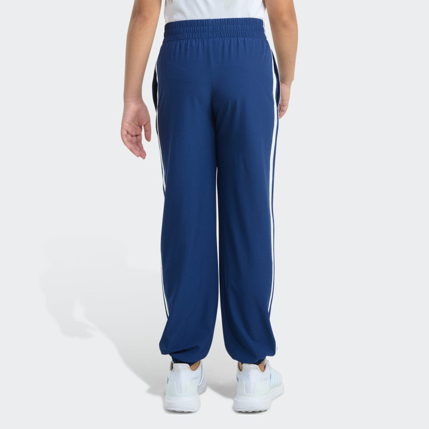 Pantalón infantil a rayas