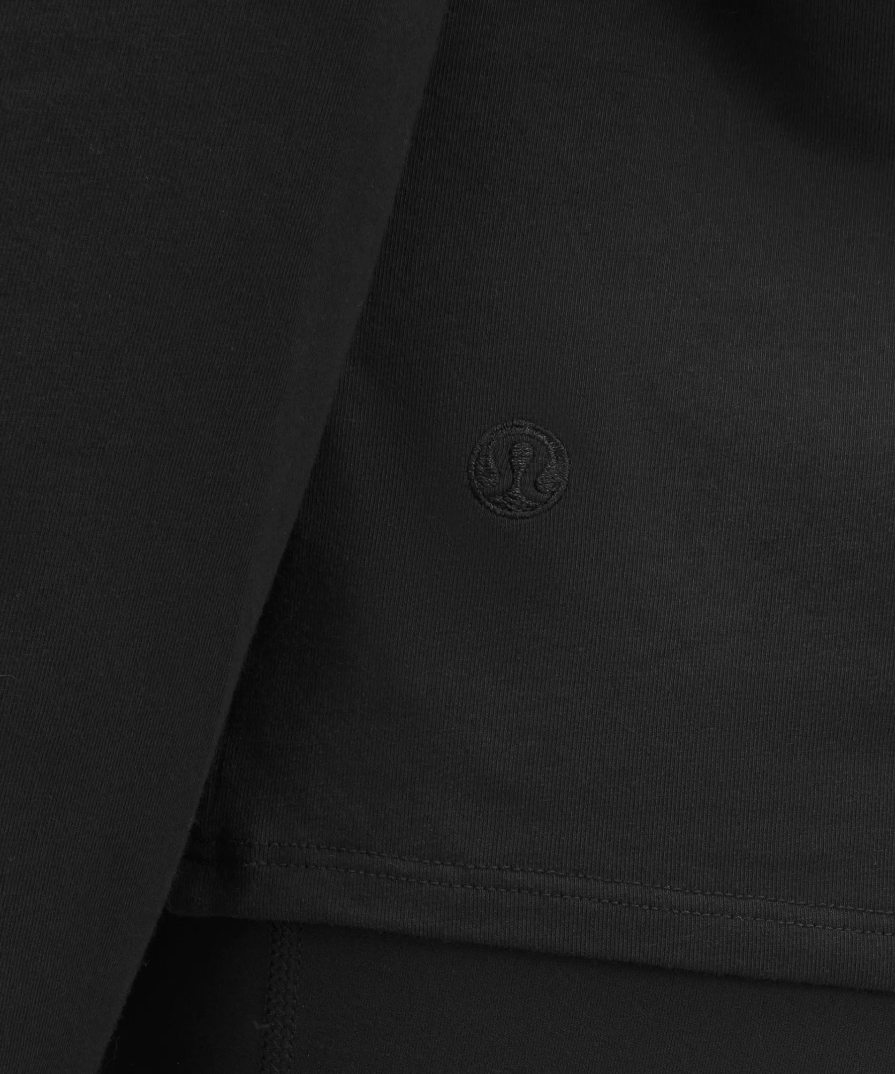 Camisa de algodón de manga larga con cuello redondo