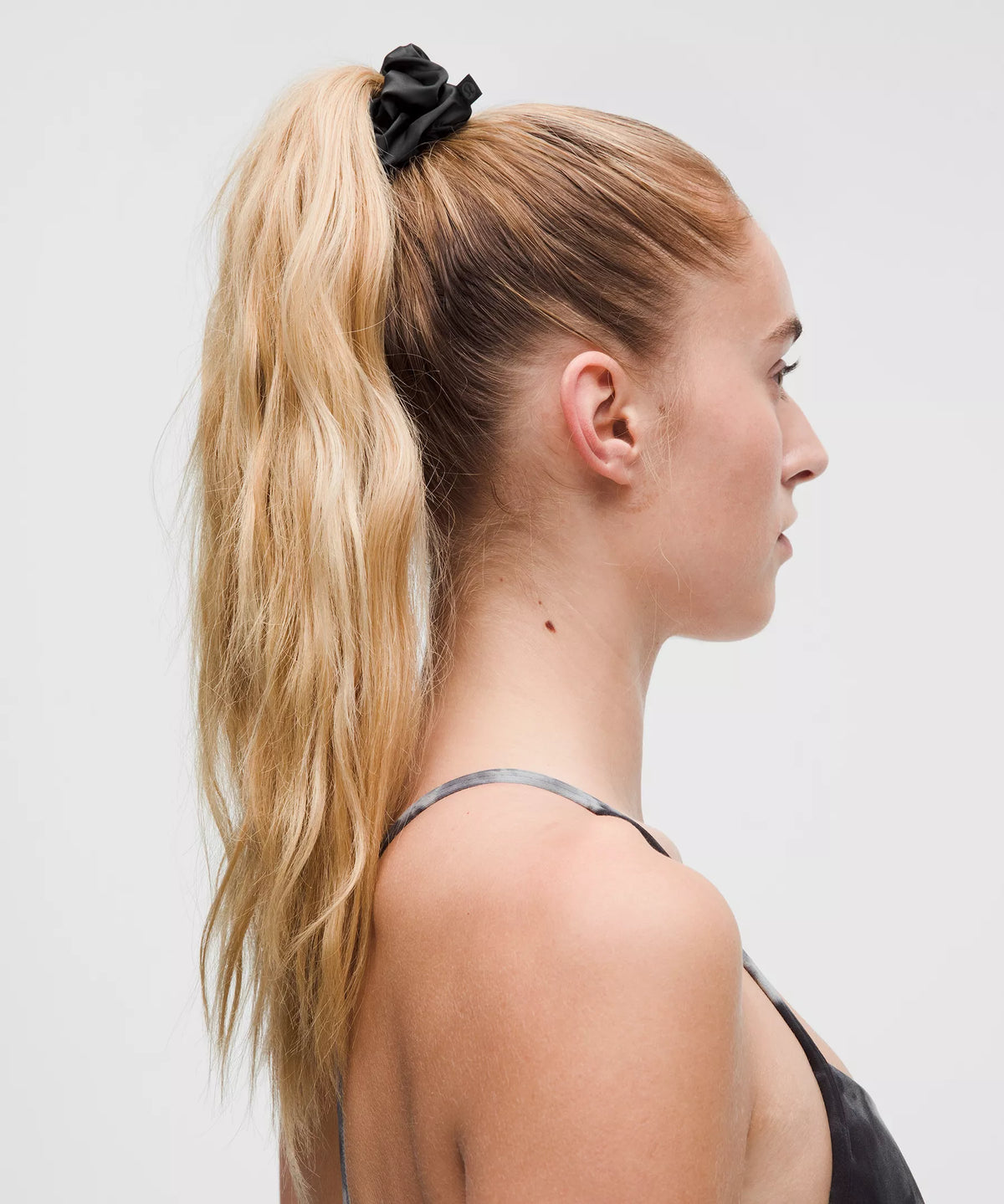 Moña para el cabello de satén