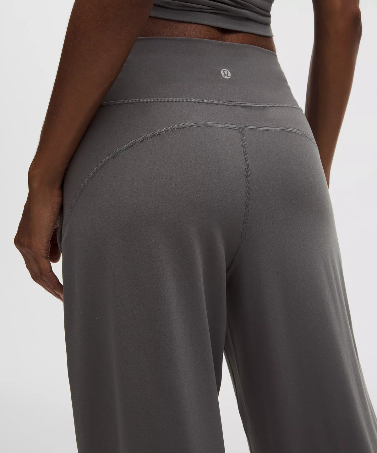 Pantalón de pierna ancha de tiro alto