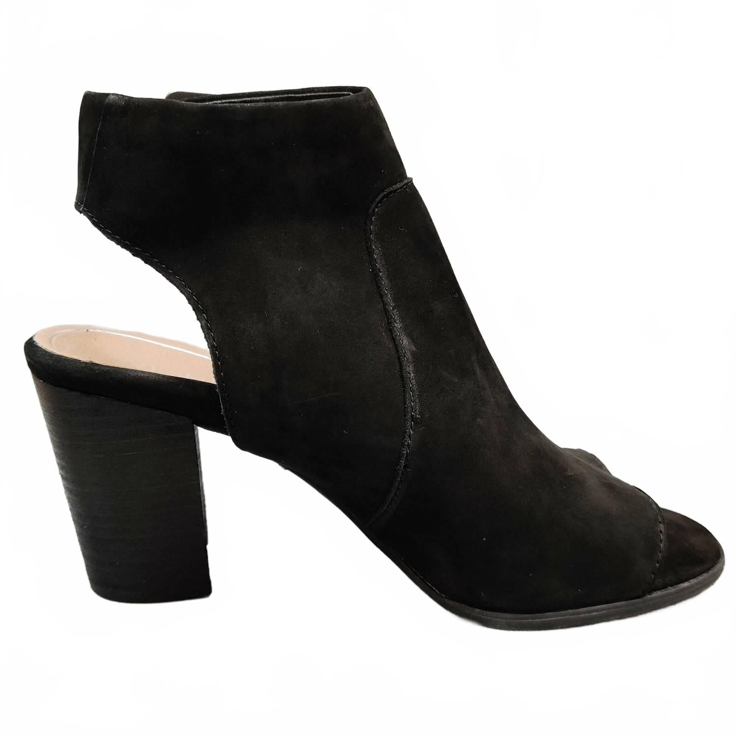 Botas de mujer color negro