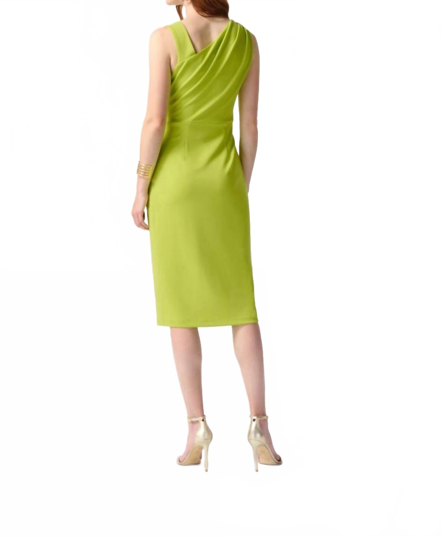 Vestido sin mangas