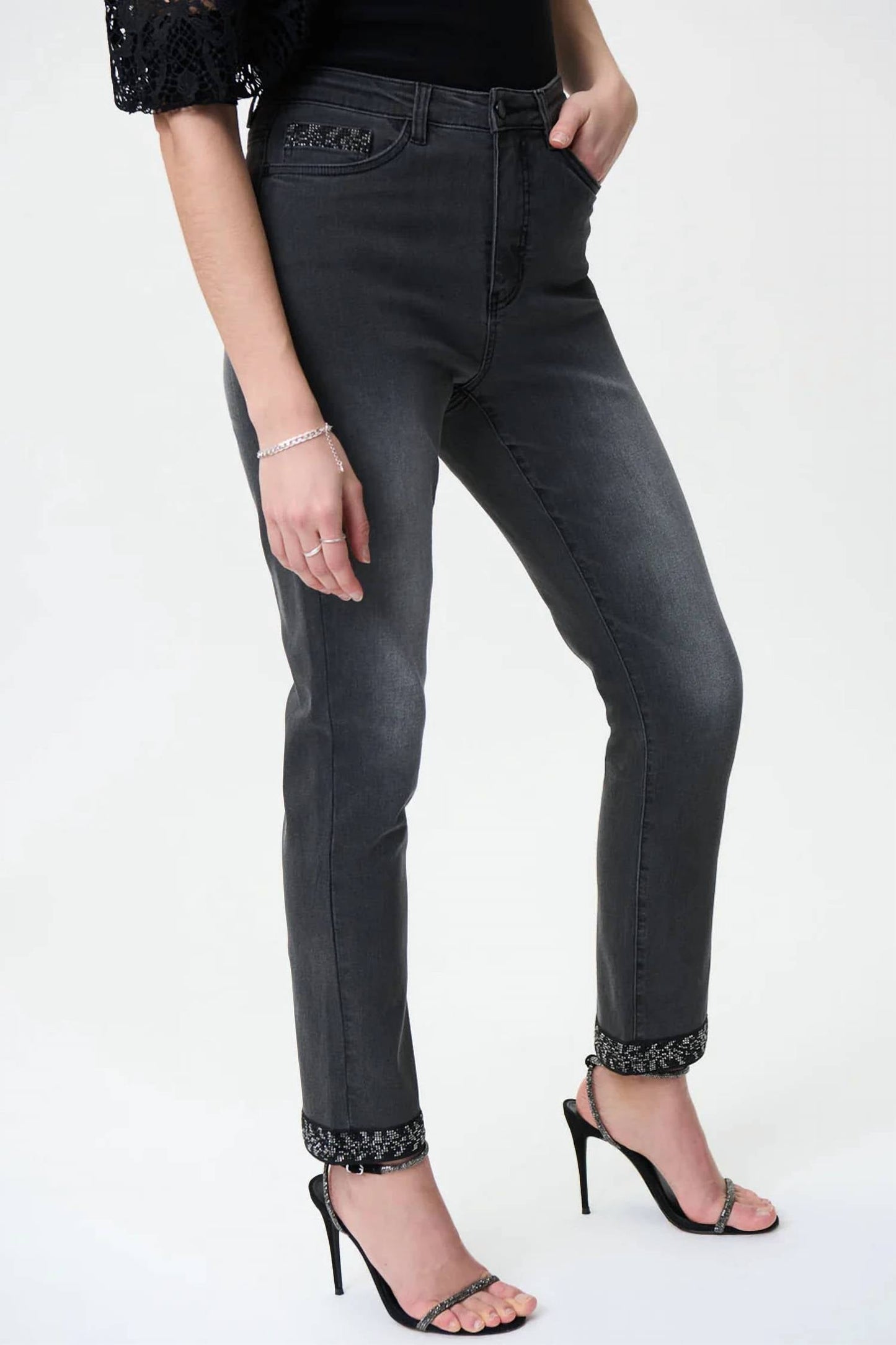 Jean color gris