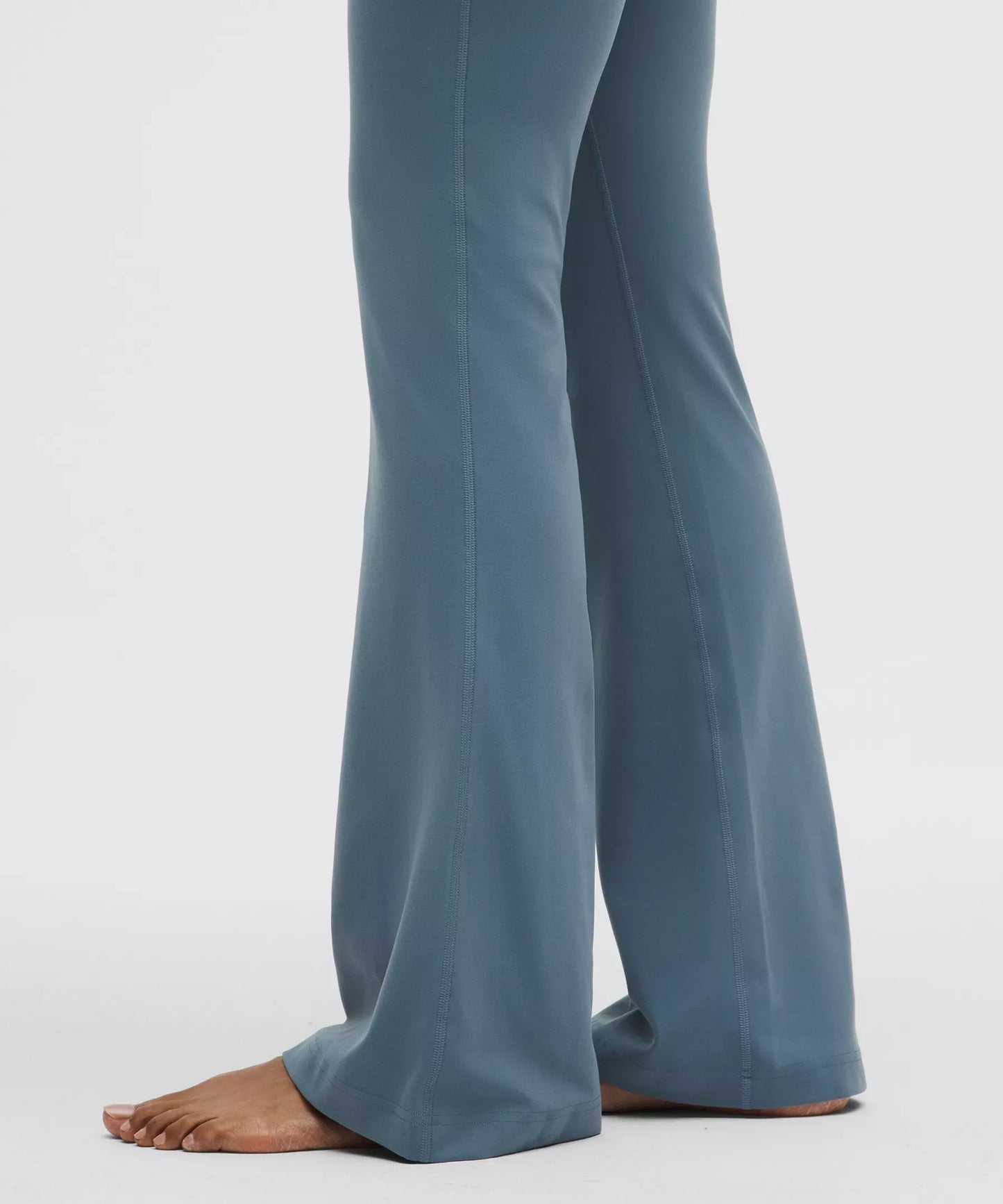 Pantalón de tiro alto