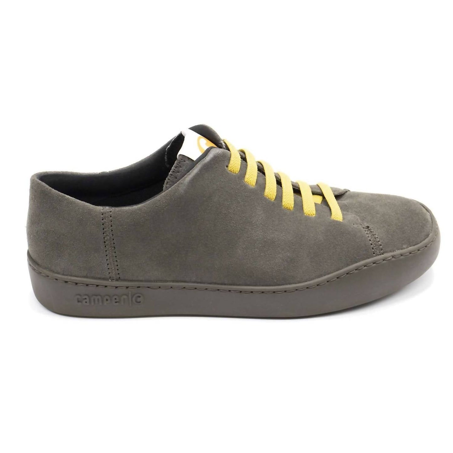 Tenis de hombre color verde