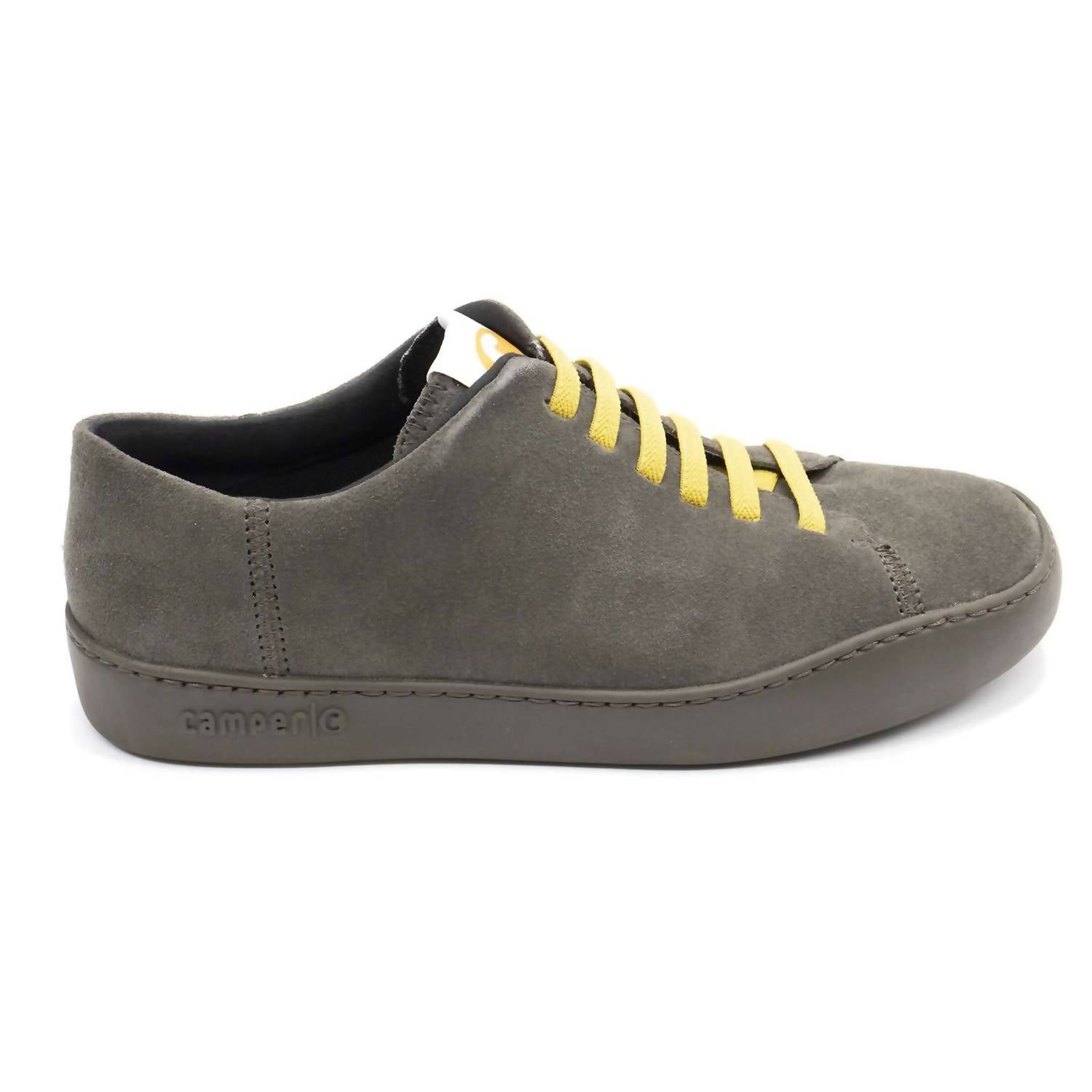 Tenis de hombre color verde