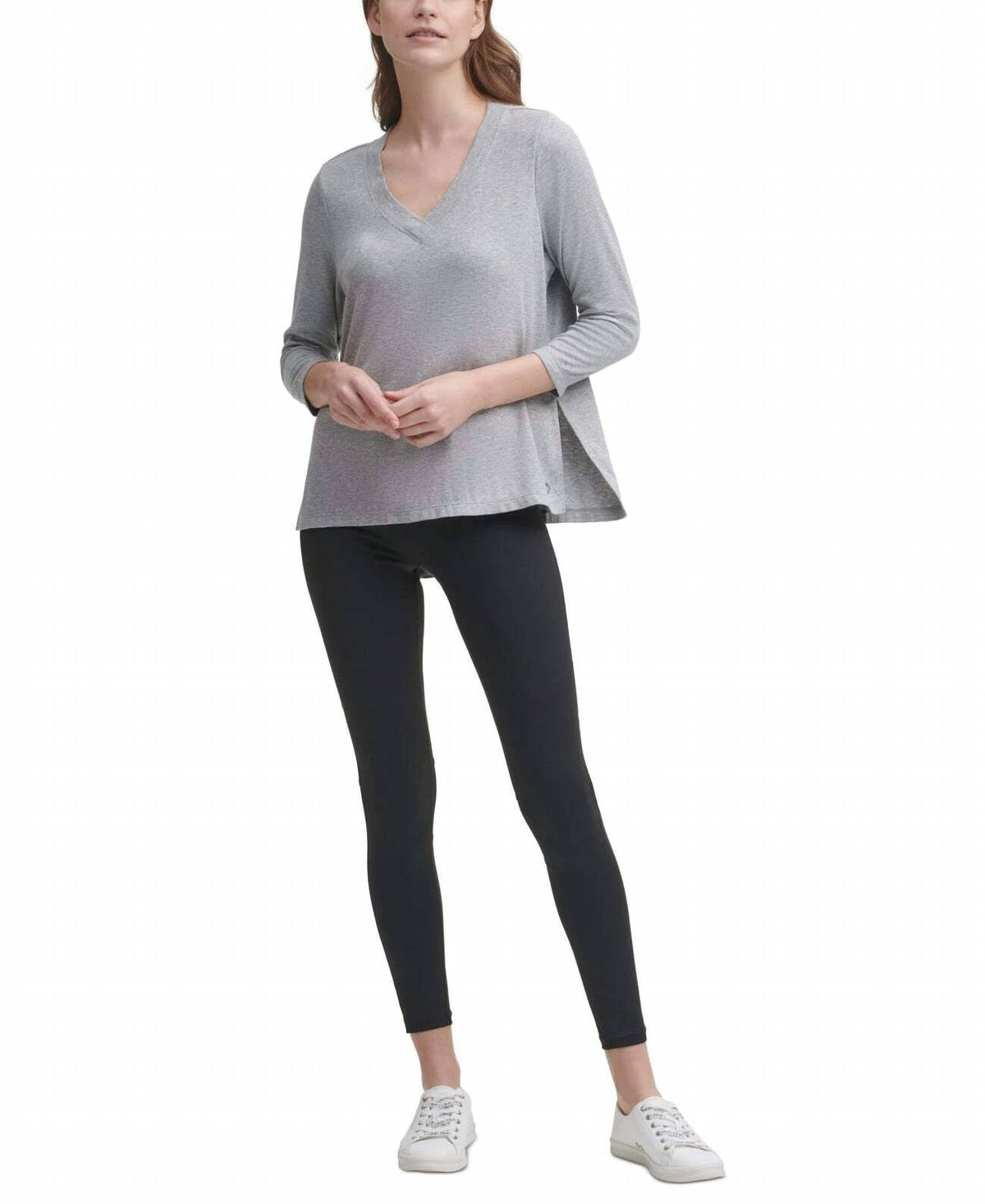 Top con cuello en V color gris