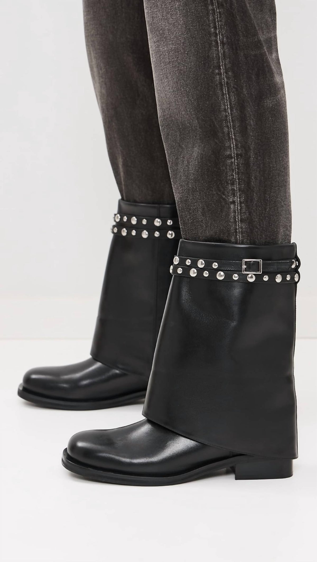 Botas de mujer color negro