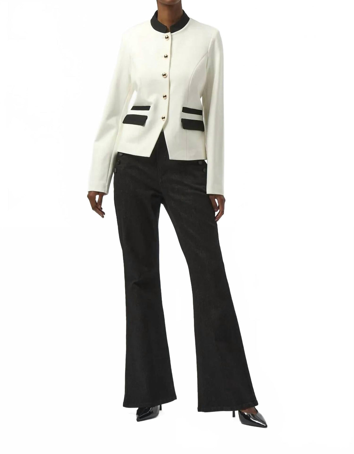 Chaqueta color negro