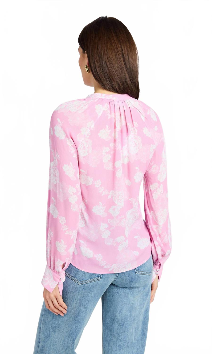 Blusa con estampado floral color rosado
