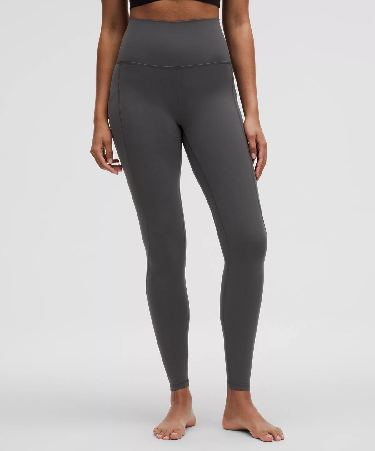 Pantalón de tiro alto