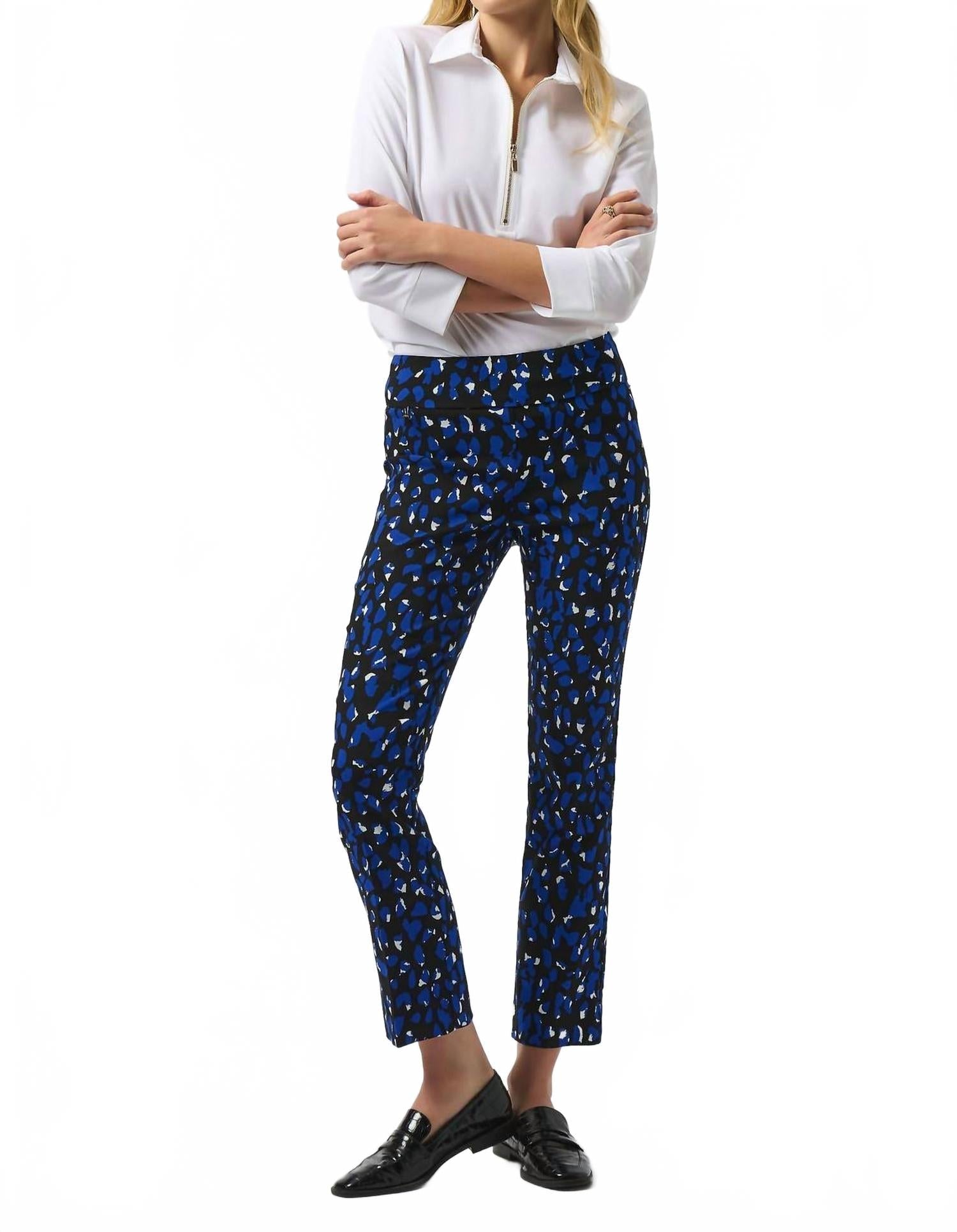 Pantalón de corte recto color negro