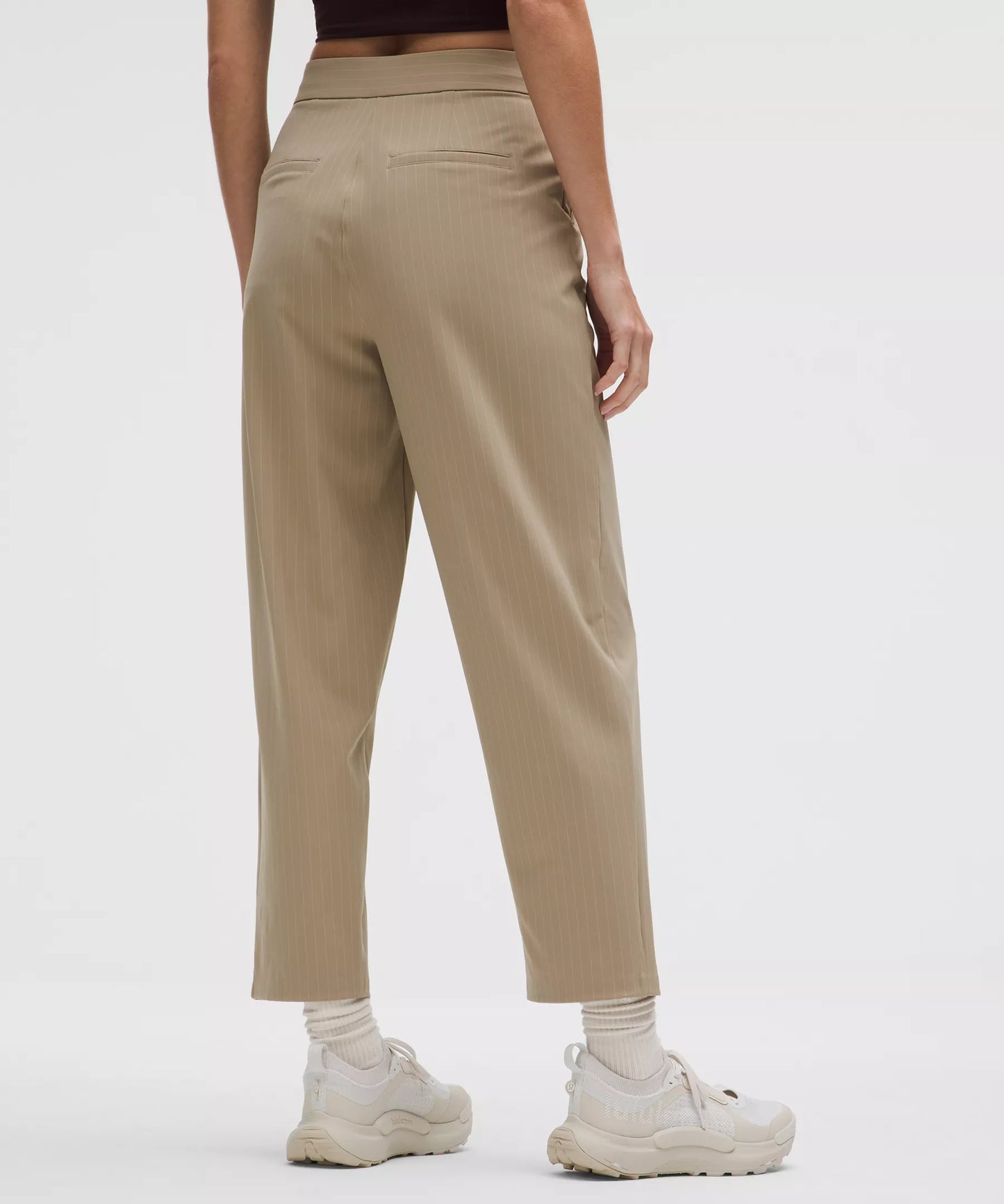 Pantalón de tiro alto