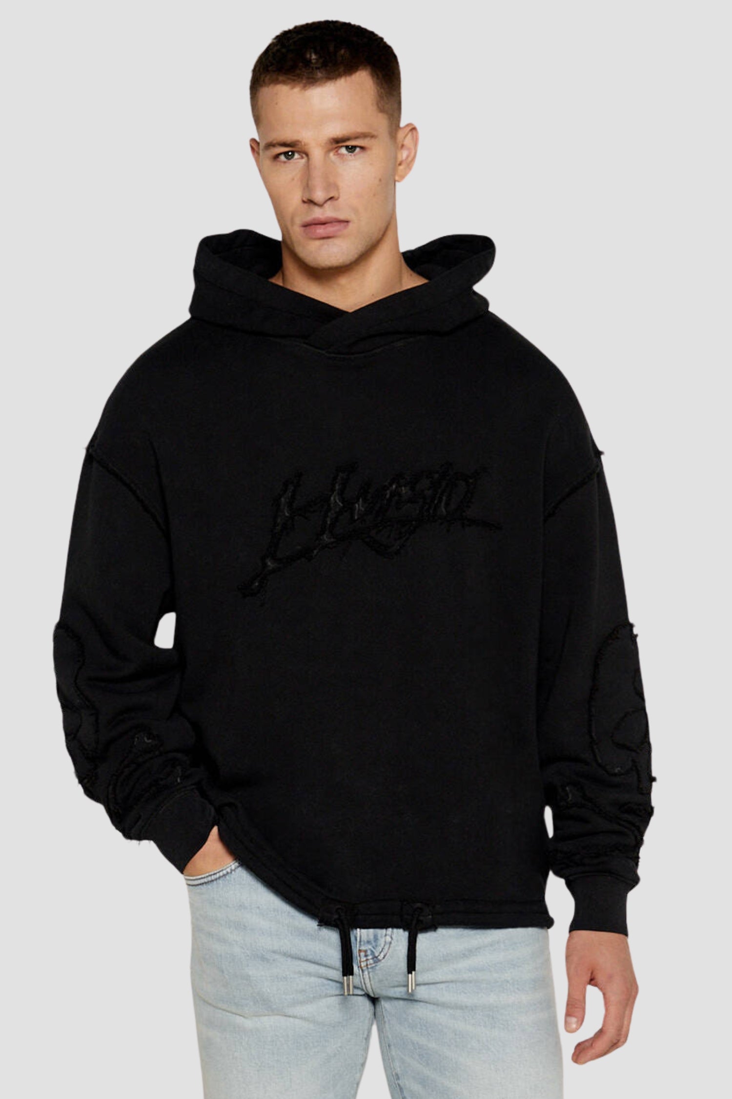 Buzo con capucha de hombre de corte amplio color negro