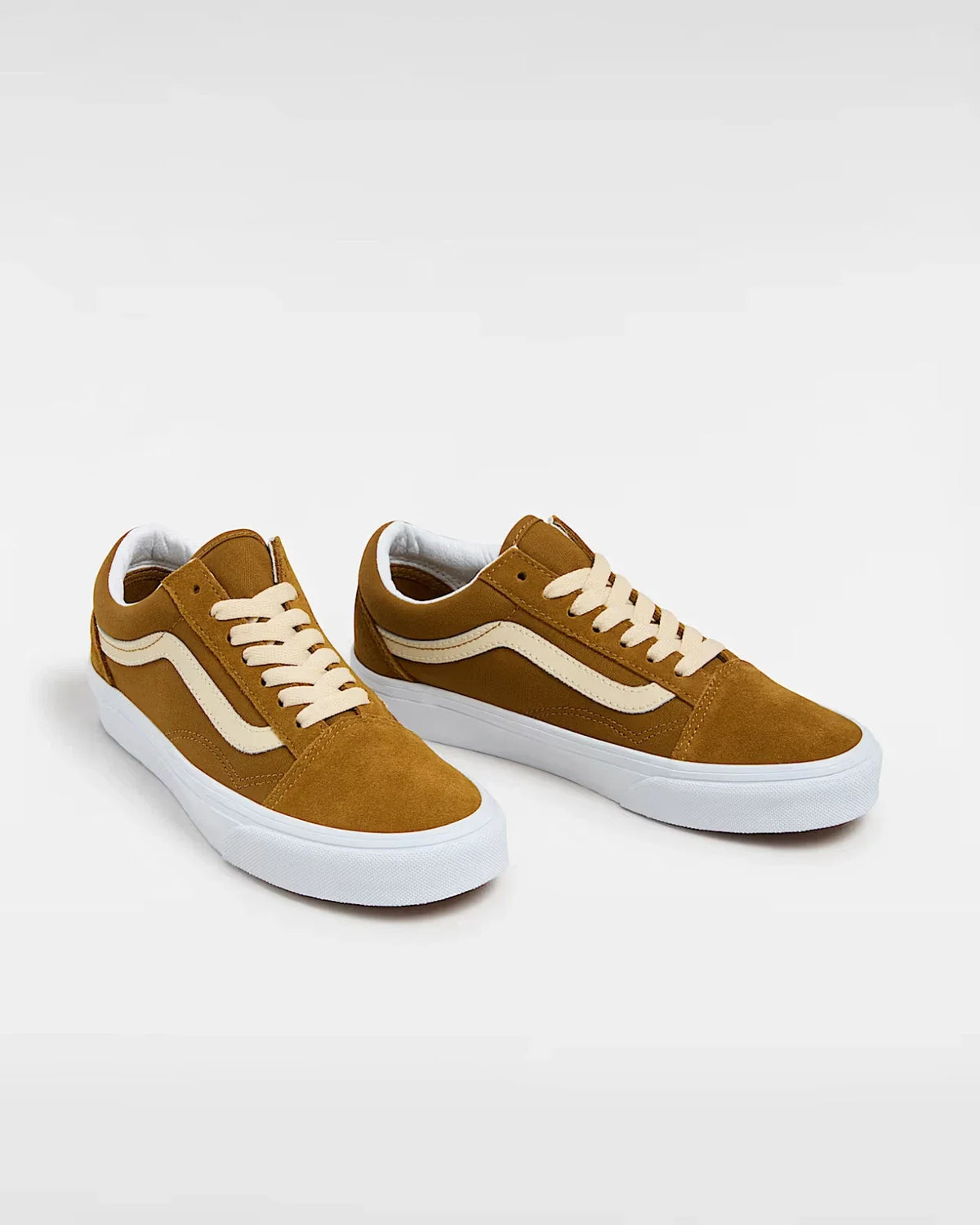 Tenis de mujer de gamuza color café