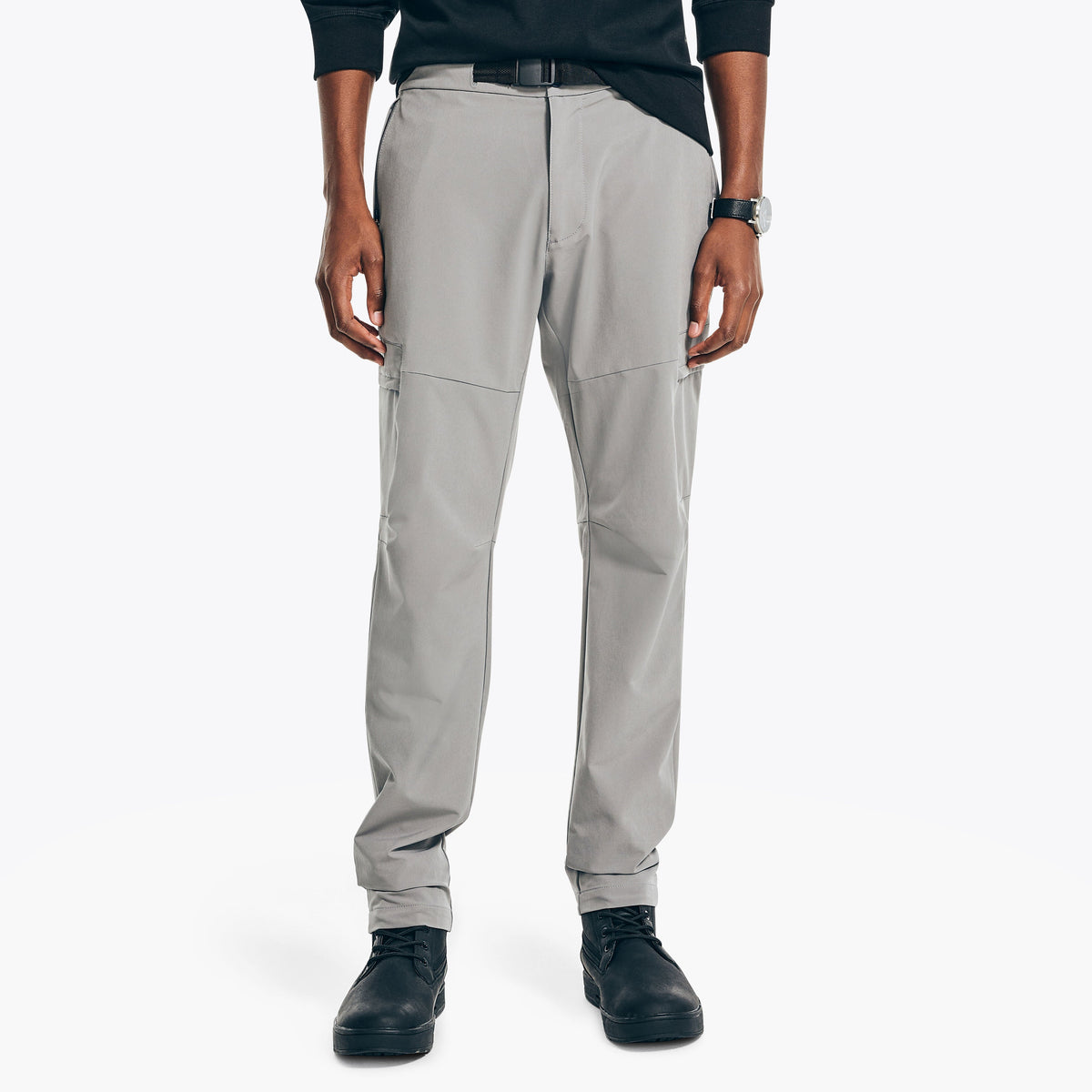 Pantalón de hombre de corte ajustado
