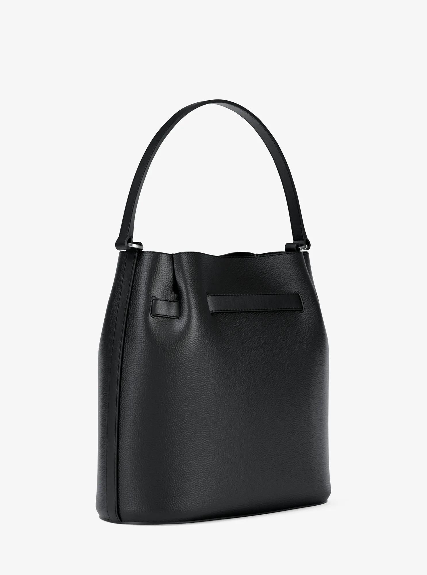 Bolso cruzado de cuero